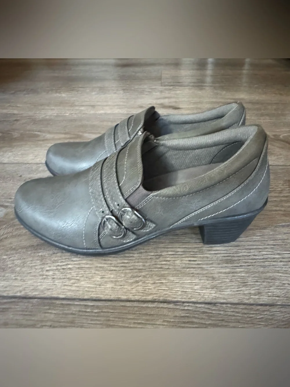 Easy Street Comfort Wave Womens 9M Gray Ankle Booties Shoes Side Zip